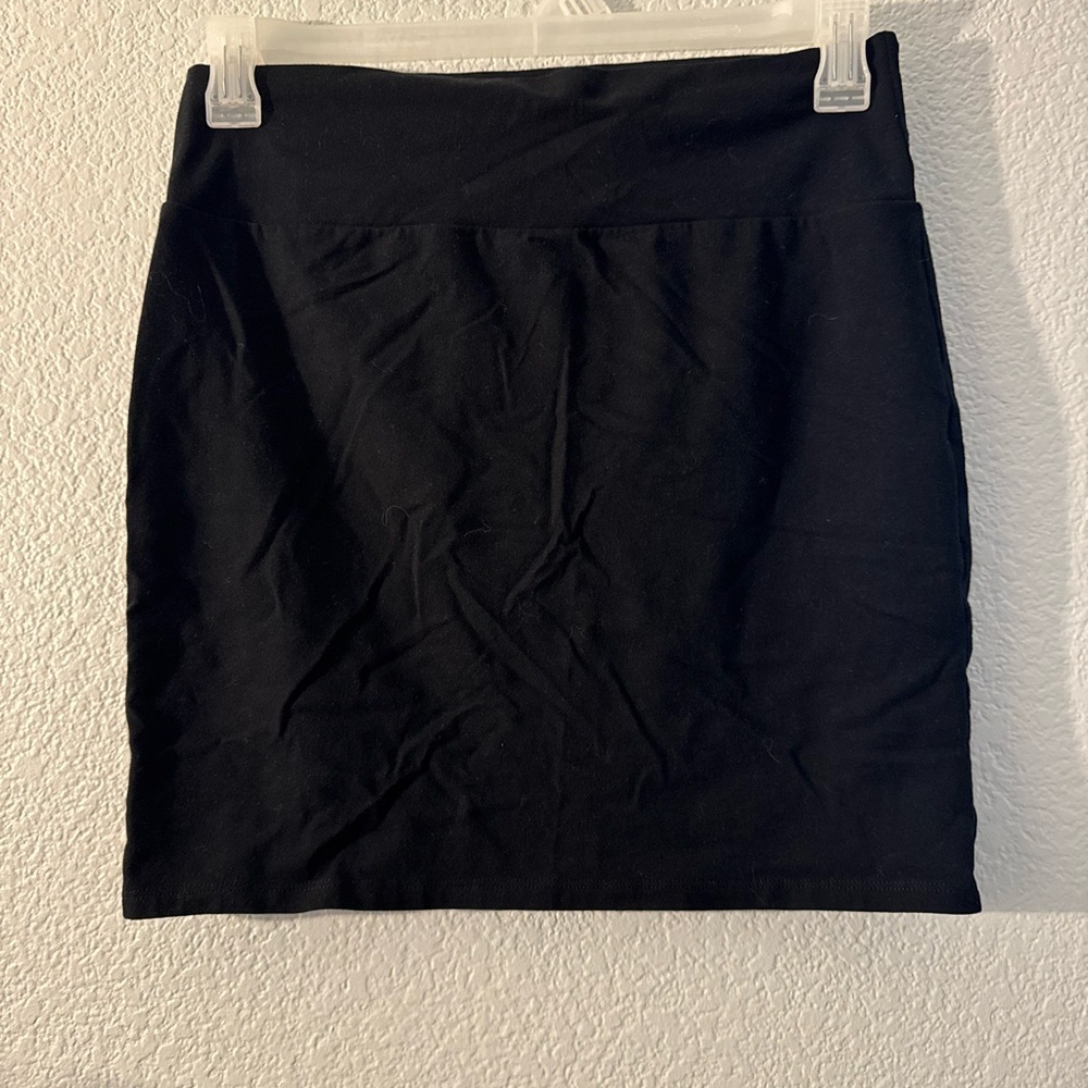 Women’s Classic Black Mini Skirt XXL